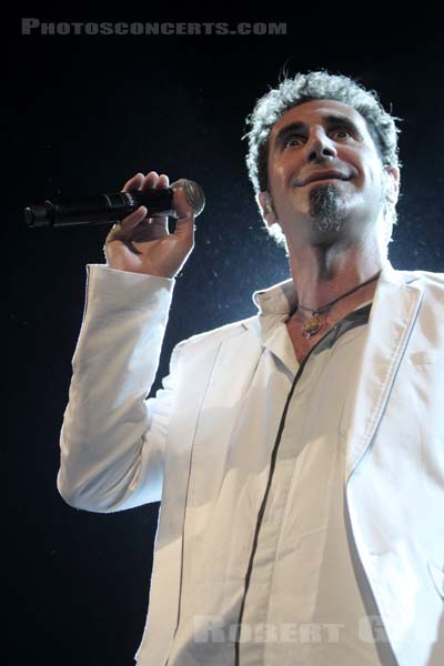 SERJ TANKIAN - 2010-08-30 - PARIS - Le Bataclan - 